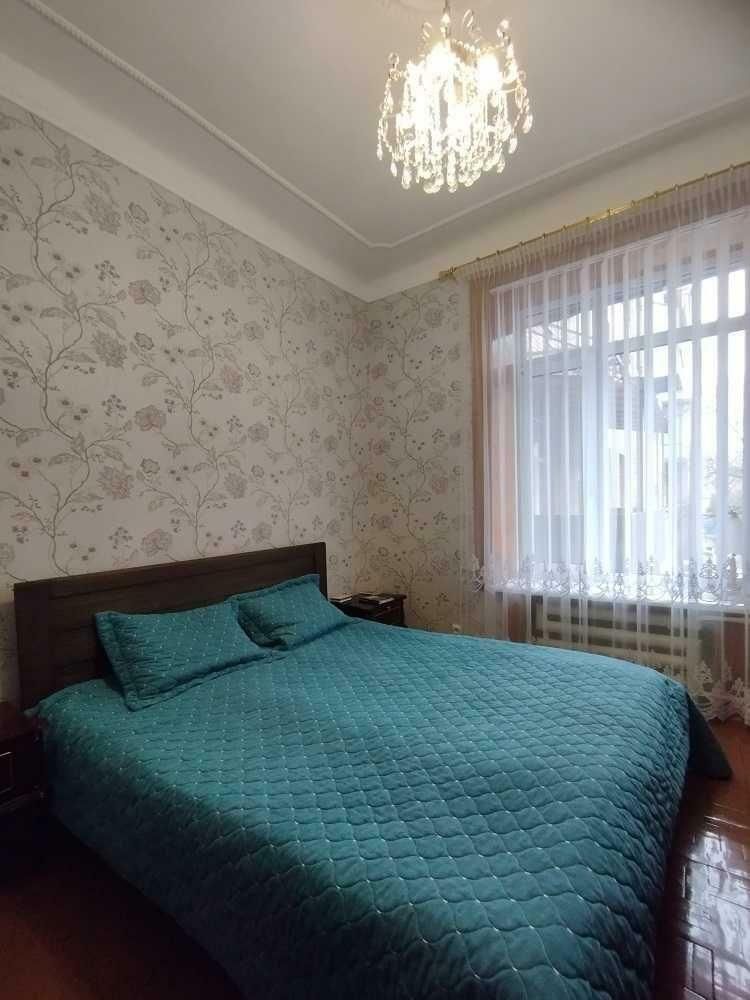 1830816565410156