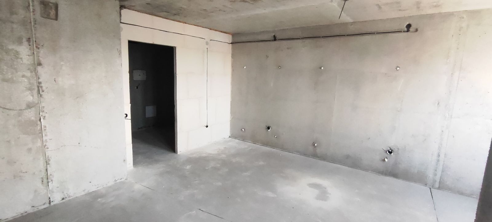 1831400765980156