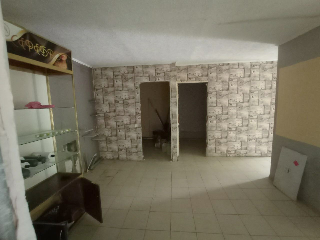 1833628931605156