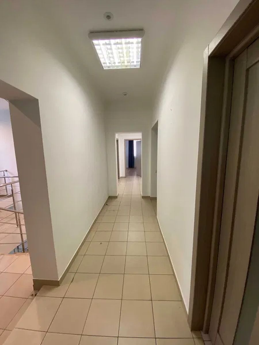 1836978883068157