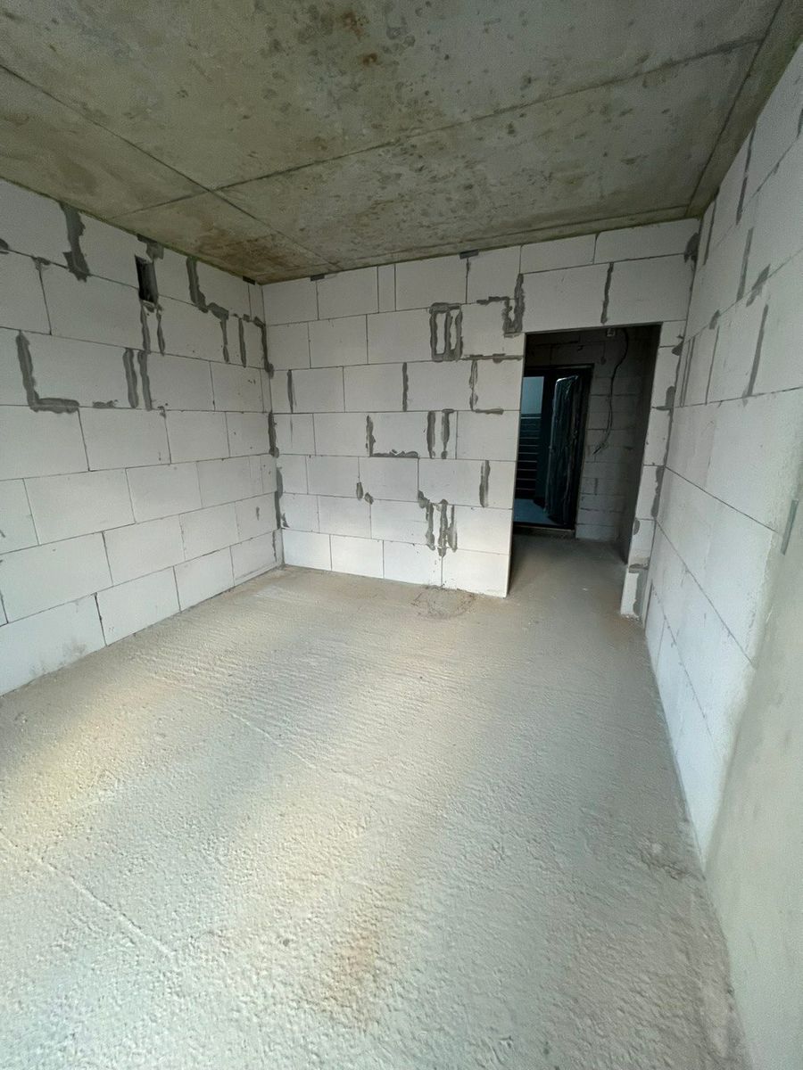1818318991426159
