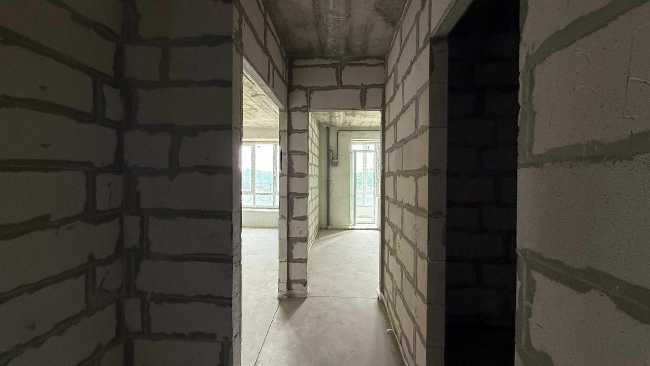1837163670772159