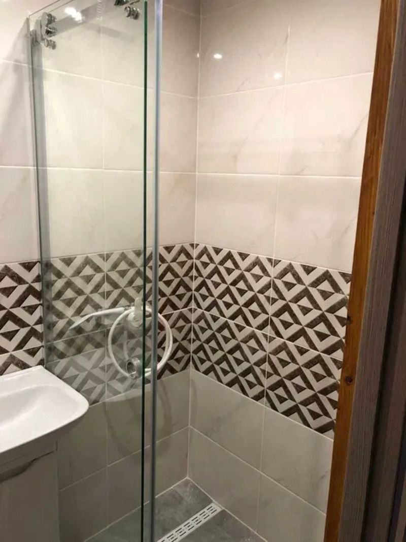 1827291057917016