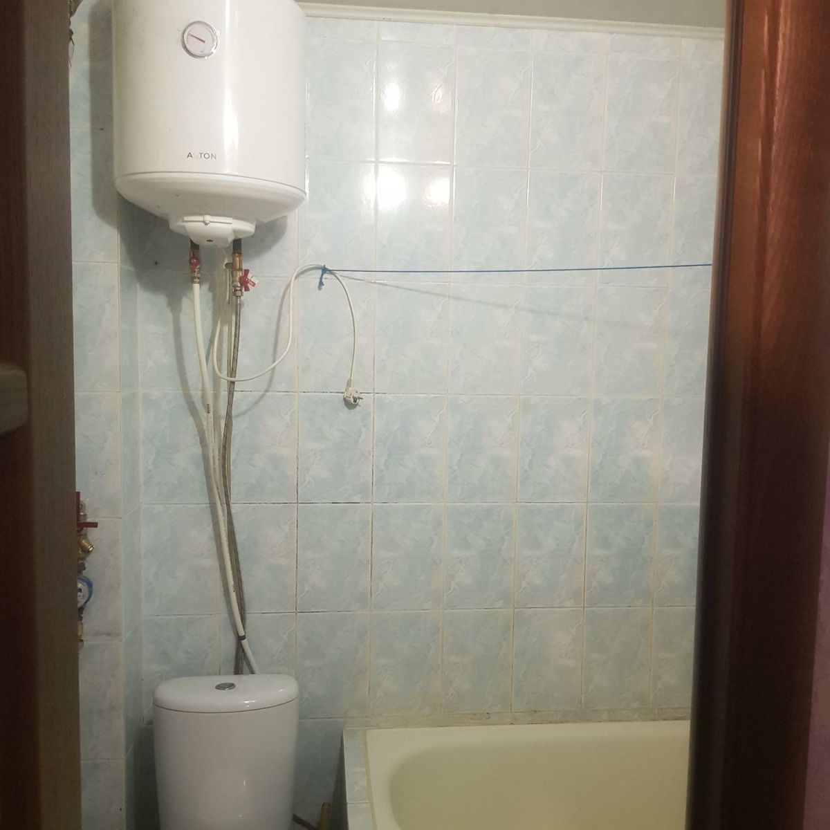 1836971352156160