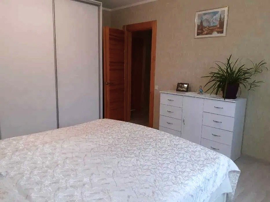 1837090773631162