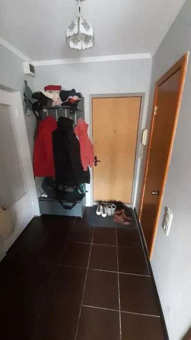 1832650621782165