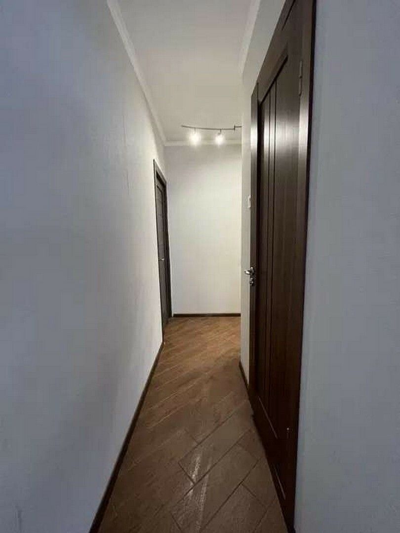 1836614378994168