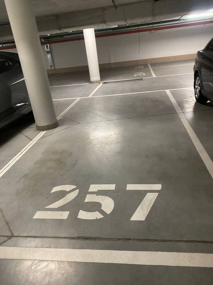 1841615127159168