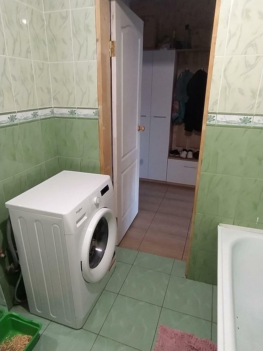 1832441444318017