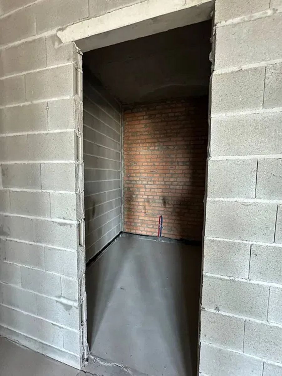 1831464273893170