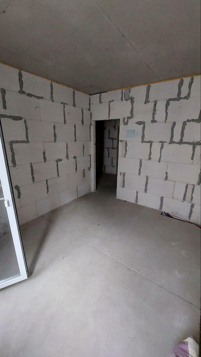 1835799771944172