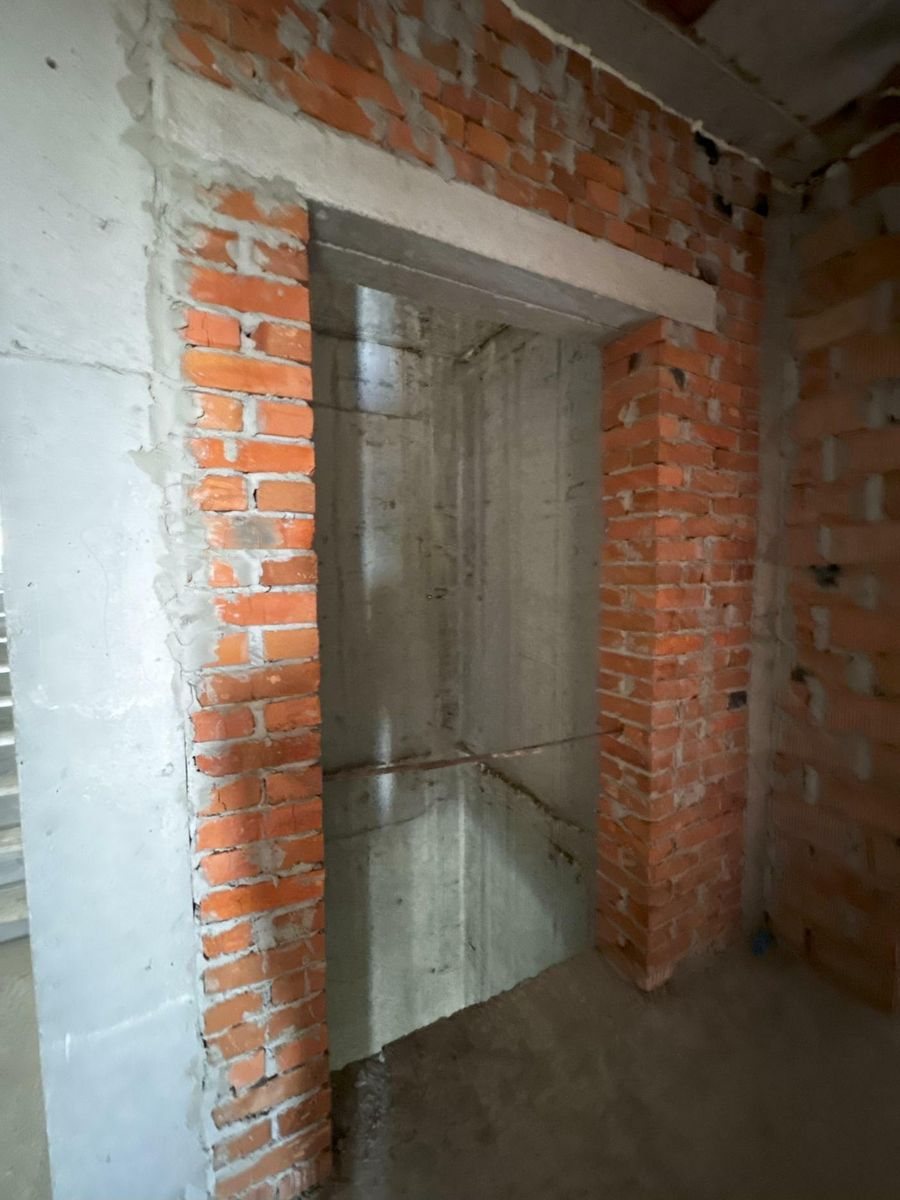 1835904566791172