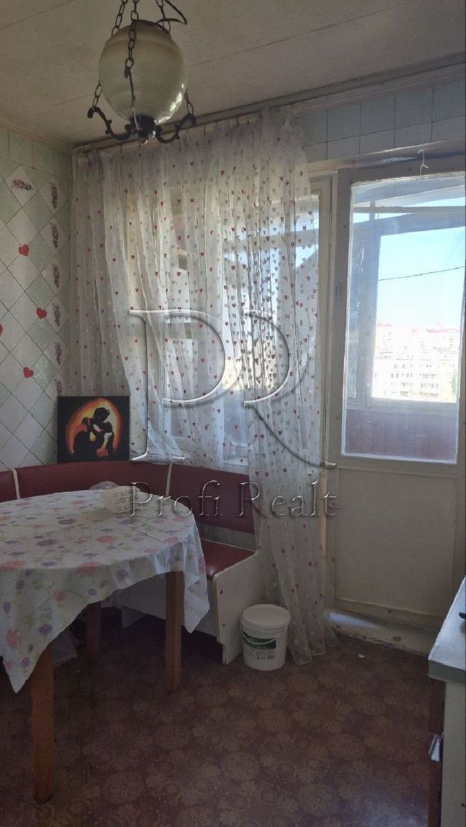 1840522035052173