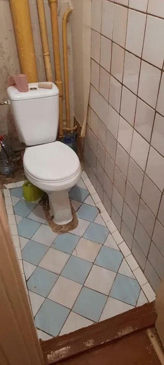 1836887485572175
