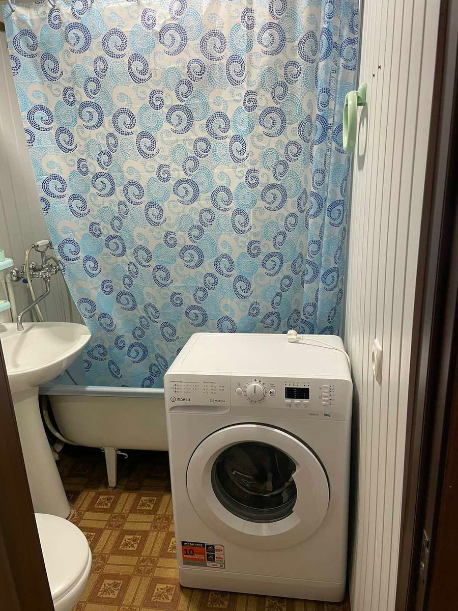 1781827184066176