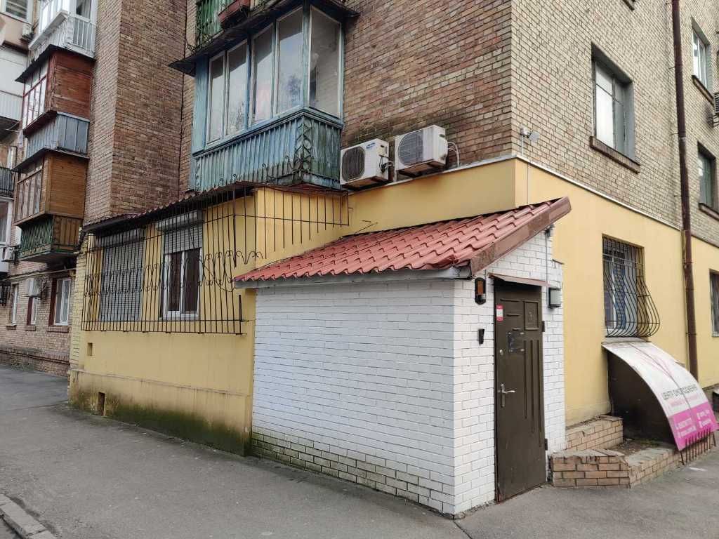 1761155663965177