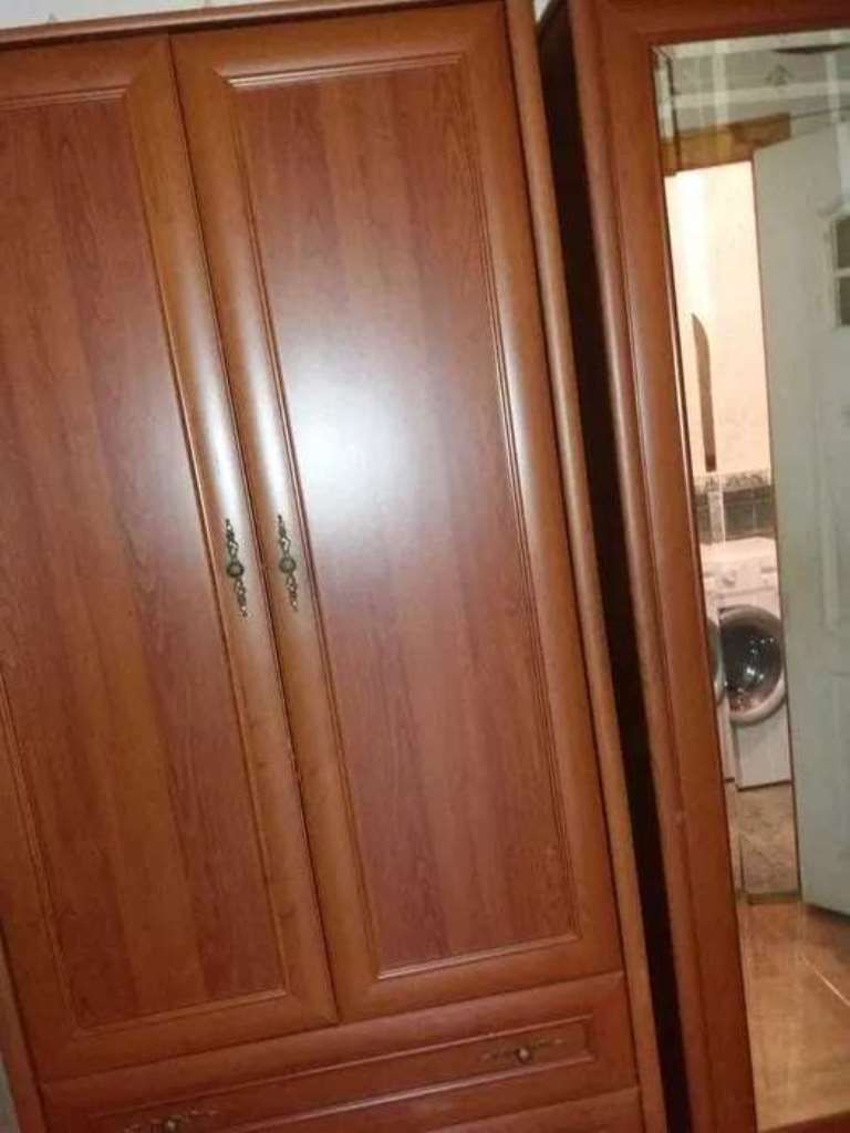 1832630519892178