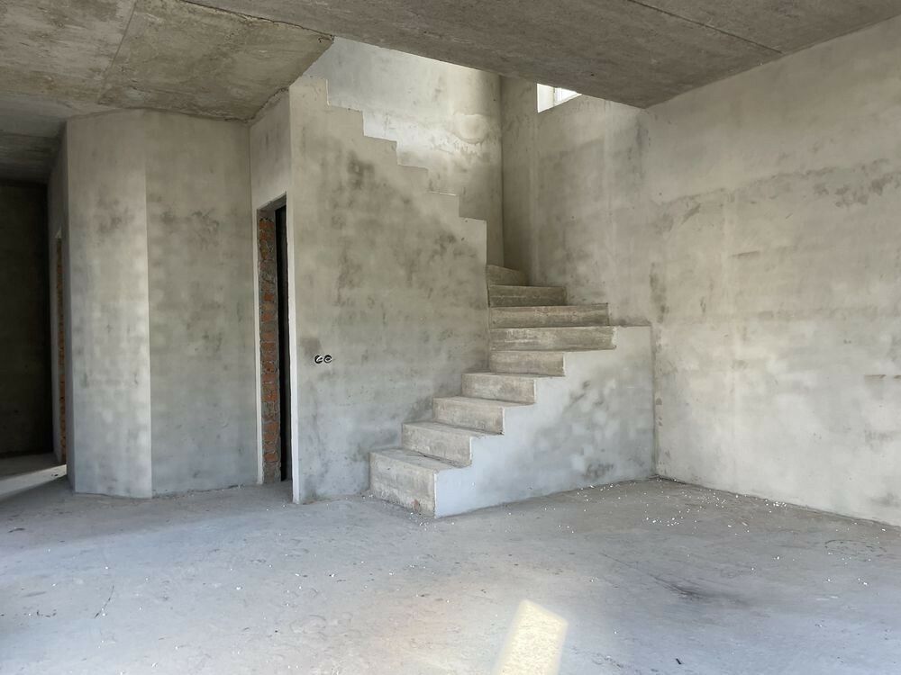 1839002881072178