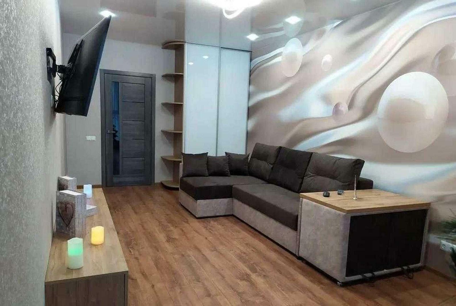 1756749682398018