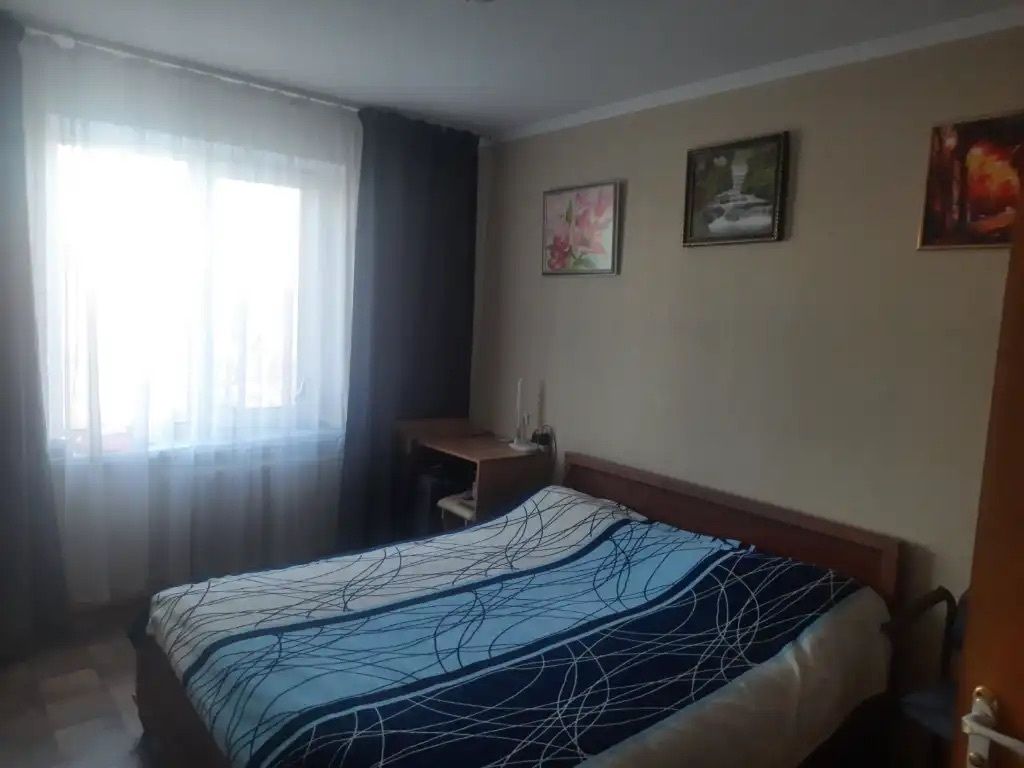 1835285257761018