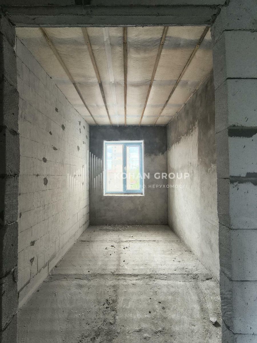 1837179125016018