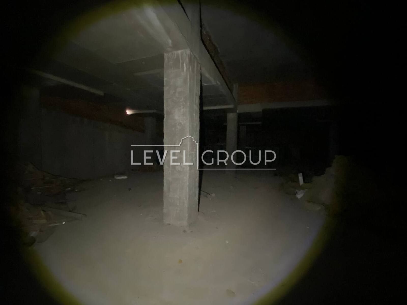 1839613575660018