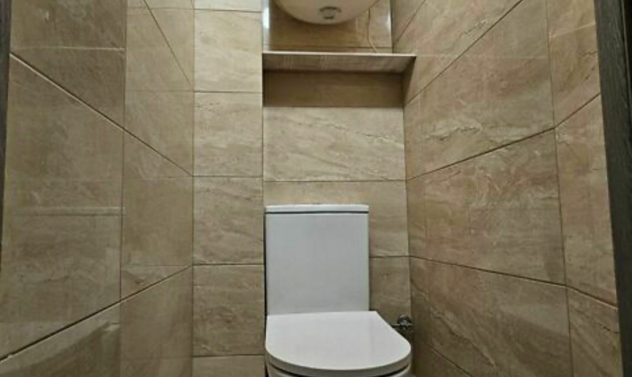1835990440907180
