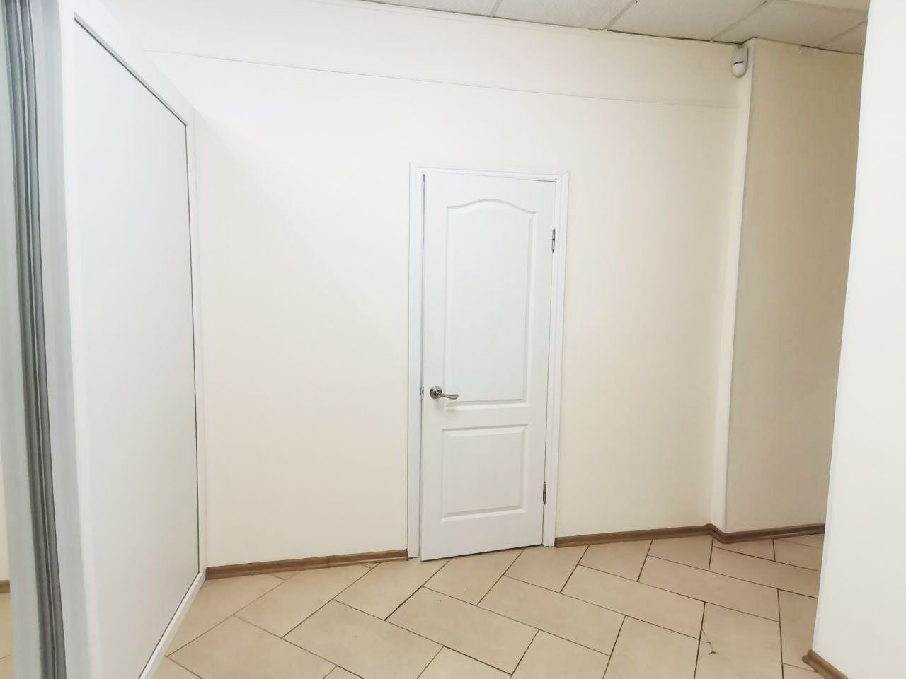 1835073452582182
