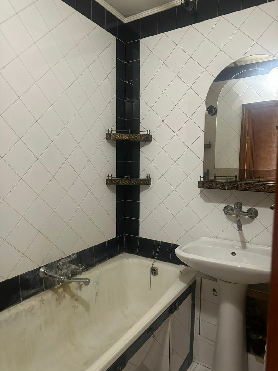 1837085929901183