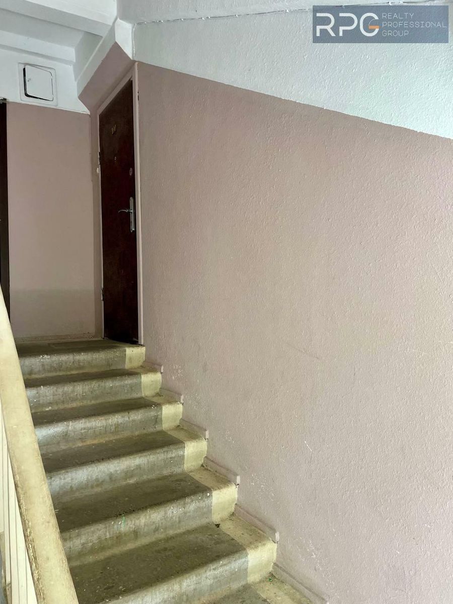 1830838956614186