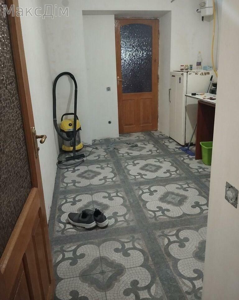 1833614460779186