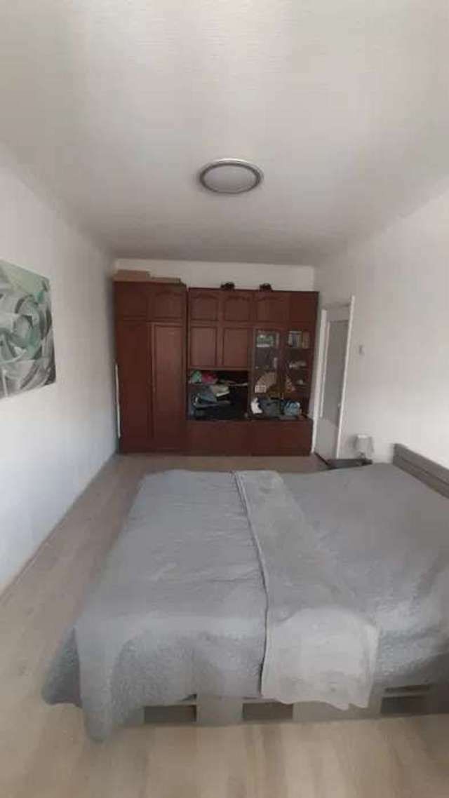 1832650622143188
