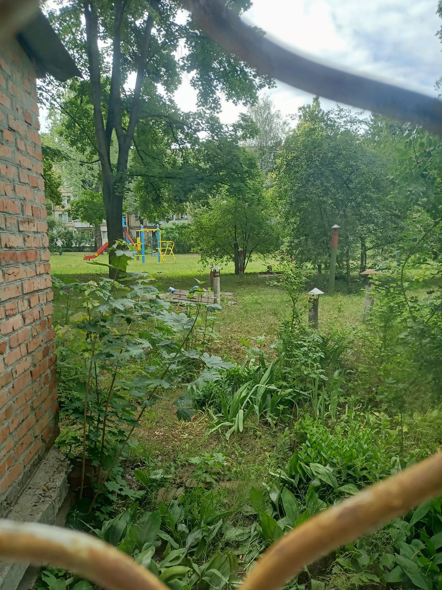 1836548214300189