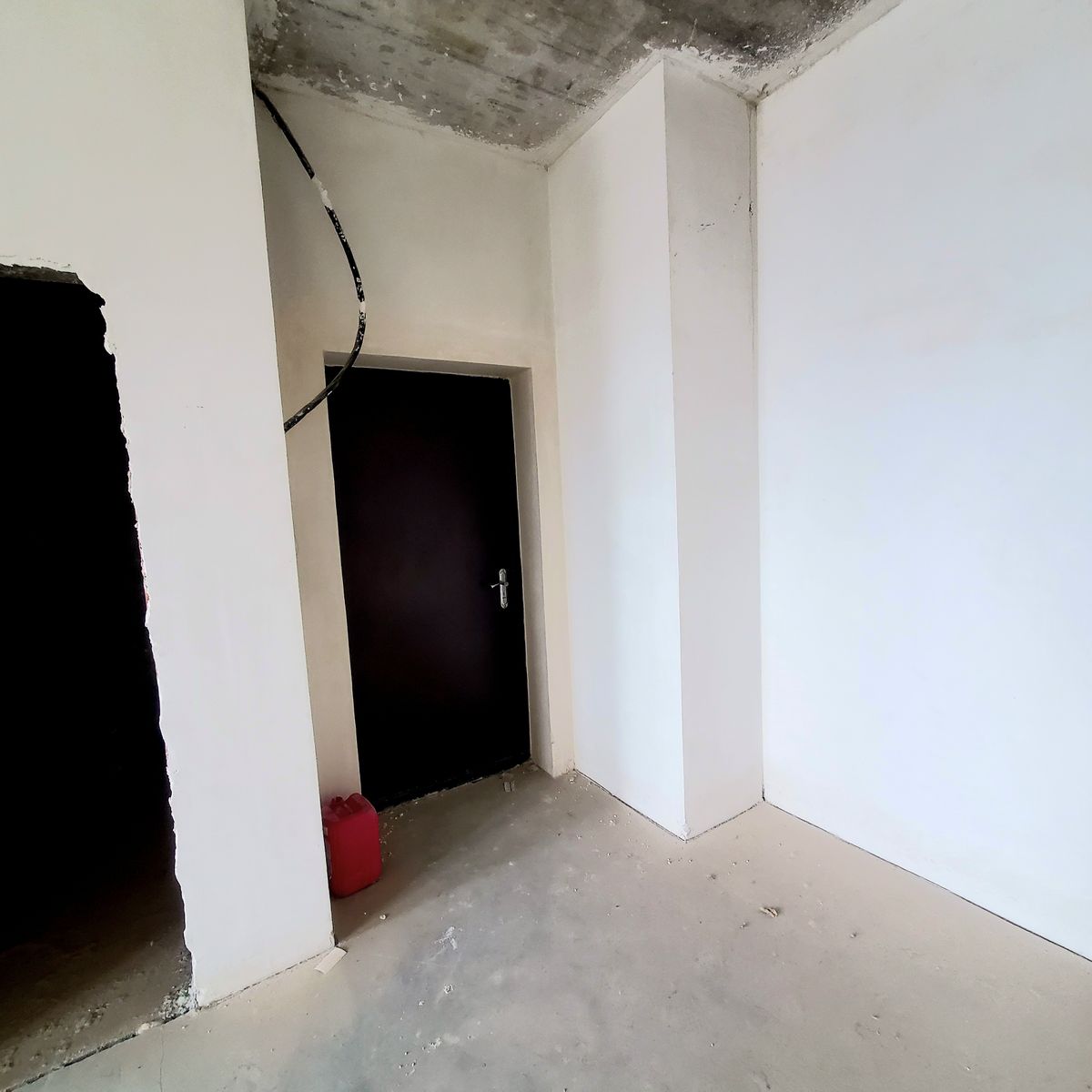 1797646456665019