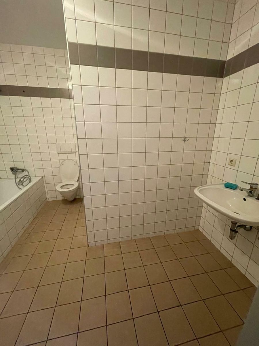 1836376749498190