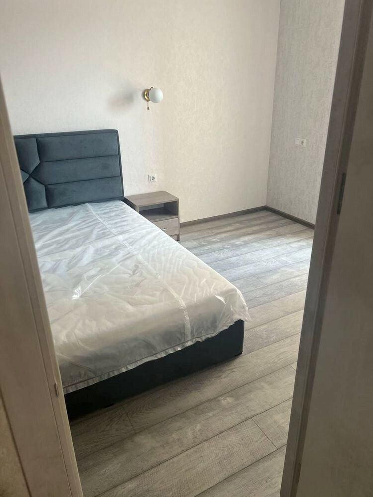 1835977061487191