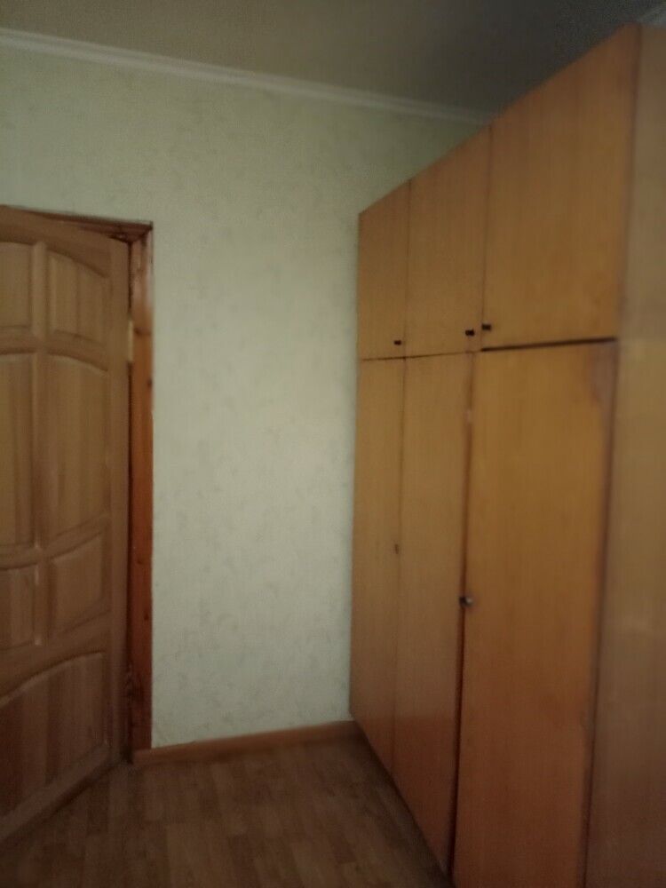 1696940244667192