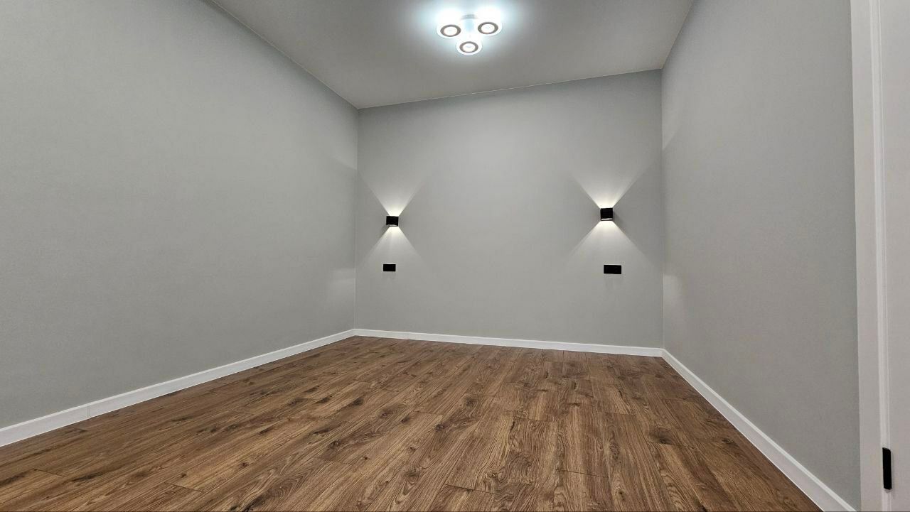 1828817914767192
