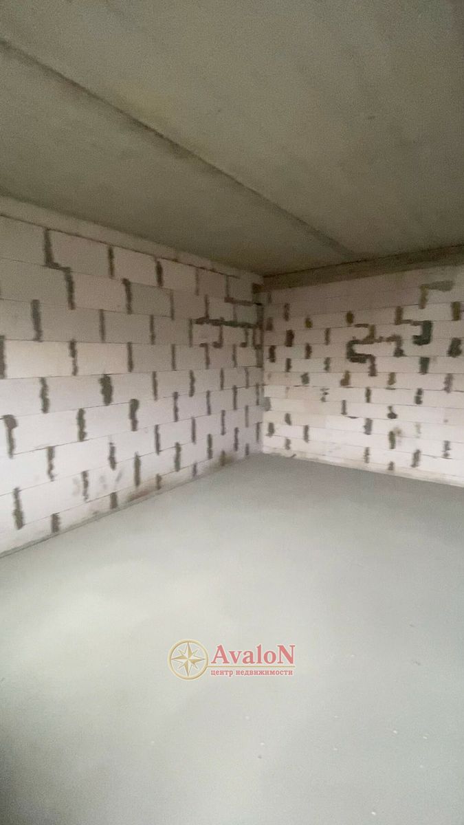 1830739124320192