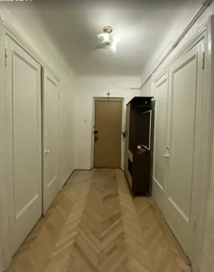 1835989228725193