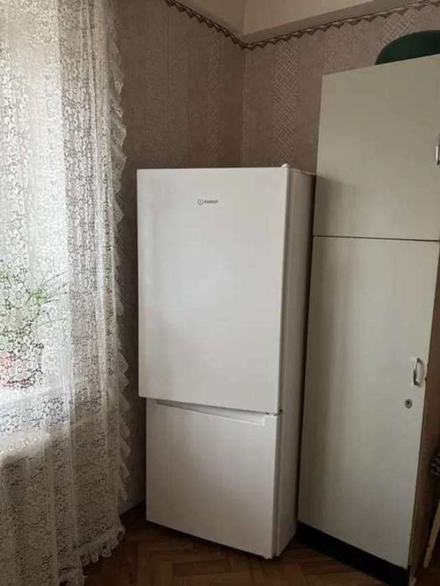 1836612845718195