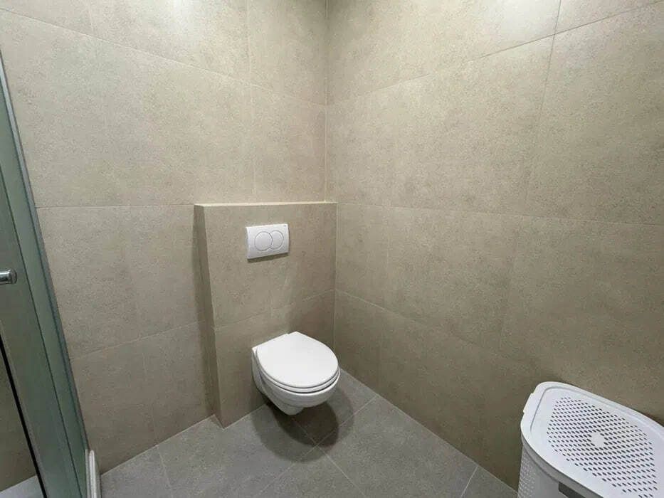 1834802531840198