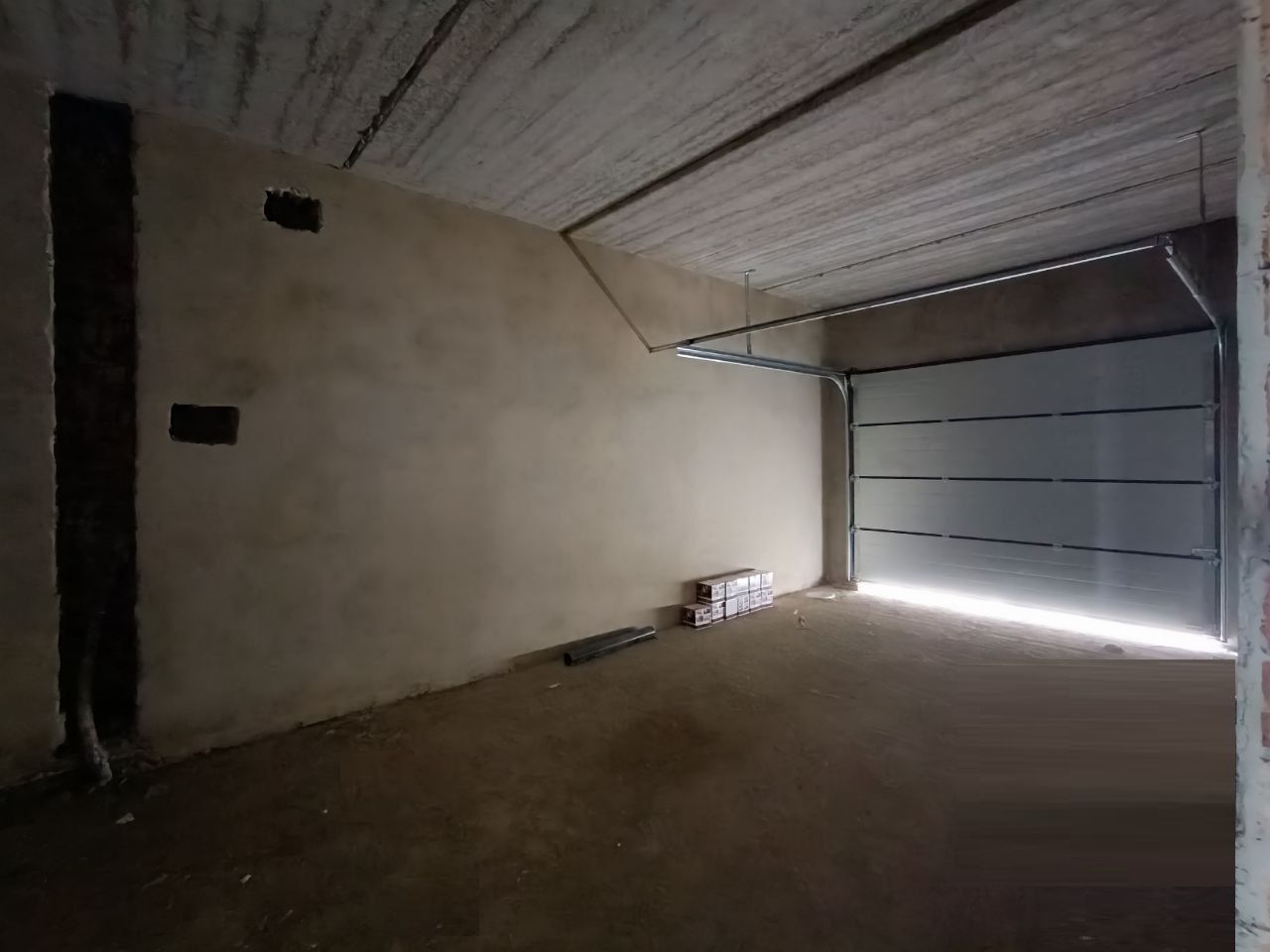 1835247971671199