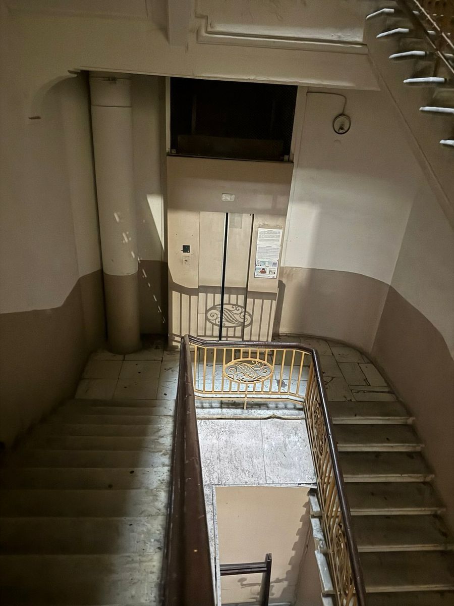 1830373836967002