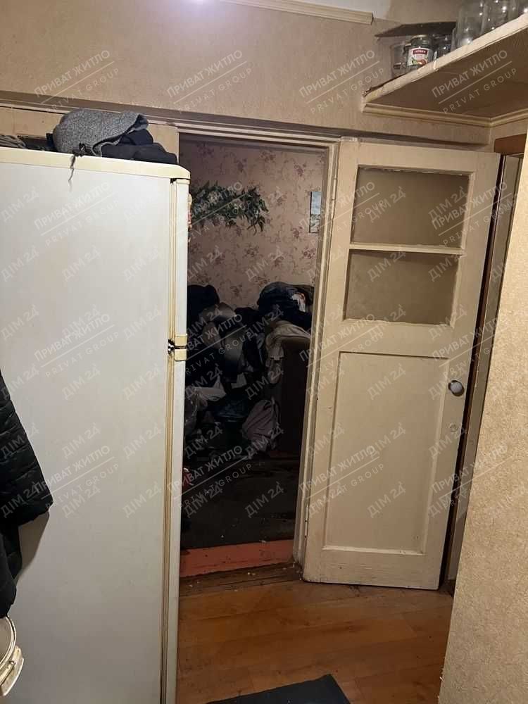 1835086694169002