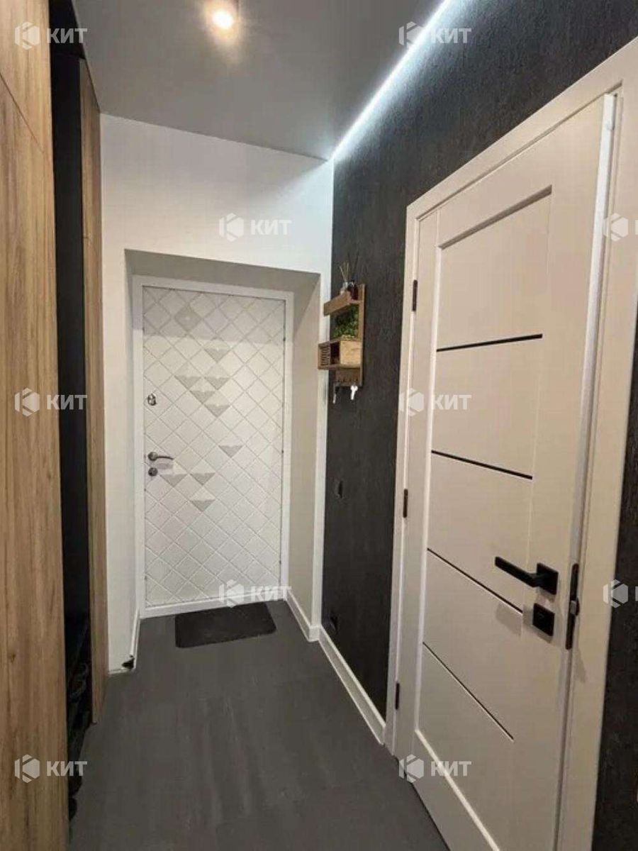 1837807499786020