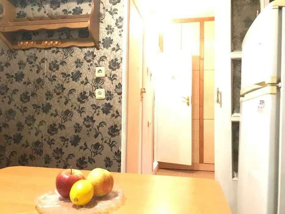 1832628456633200