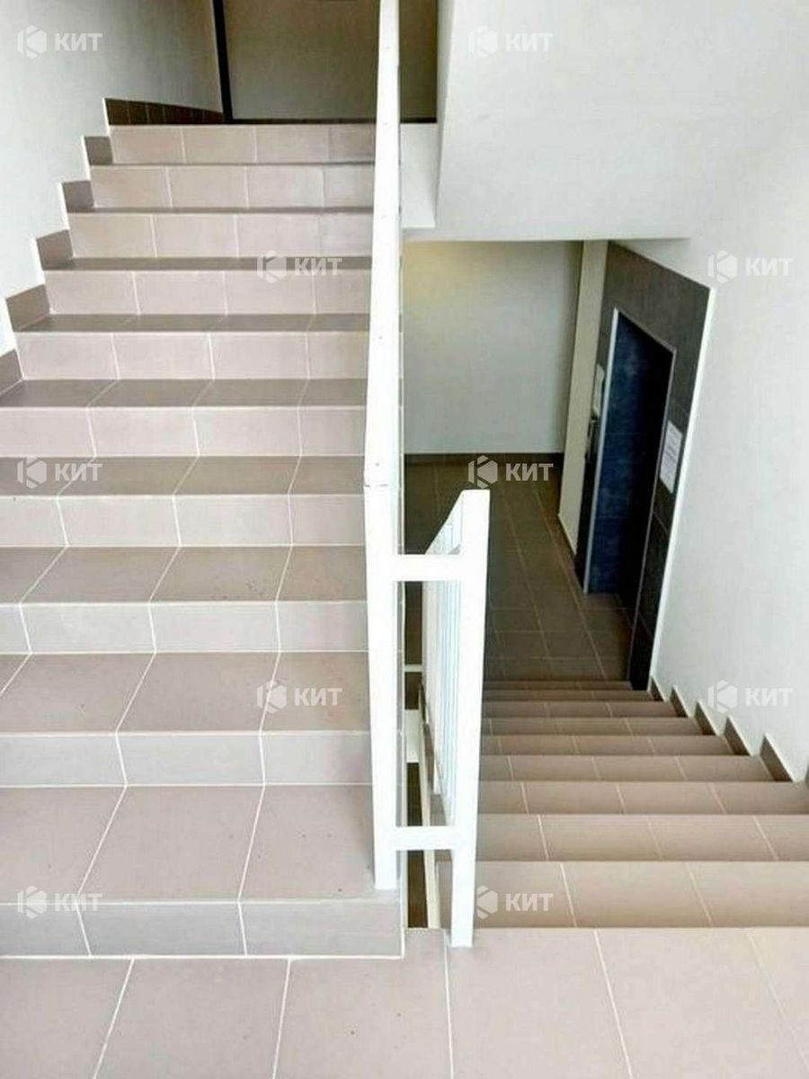 1828750956044201
