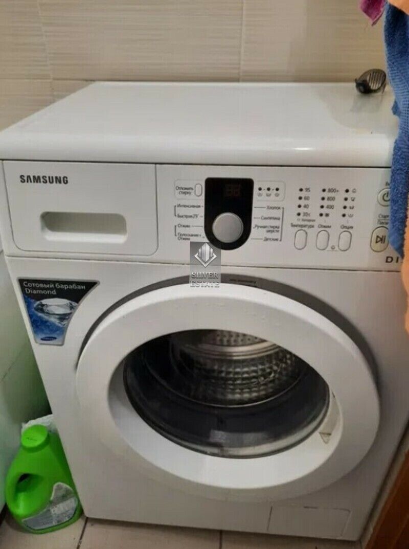 1833828051673202