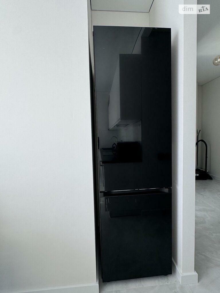1837159087726202